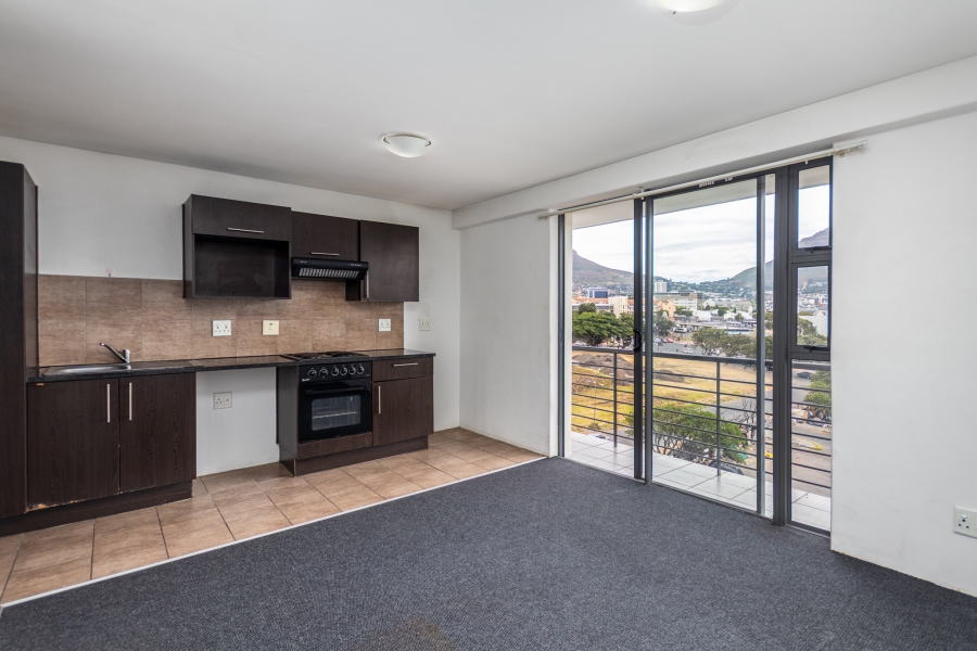 1 Bedroom Property for Sale in Zonnebloem Western Cape